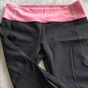 EUC size 6 lululemon capris